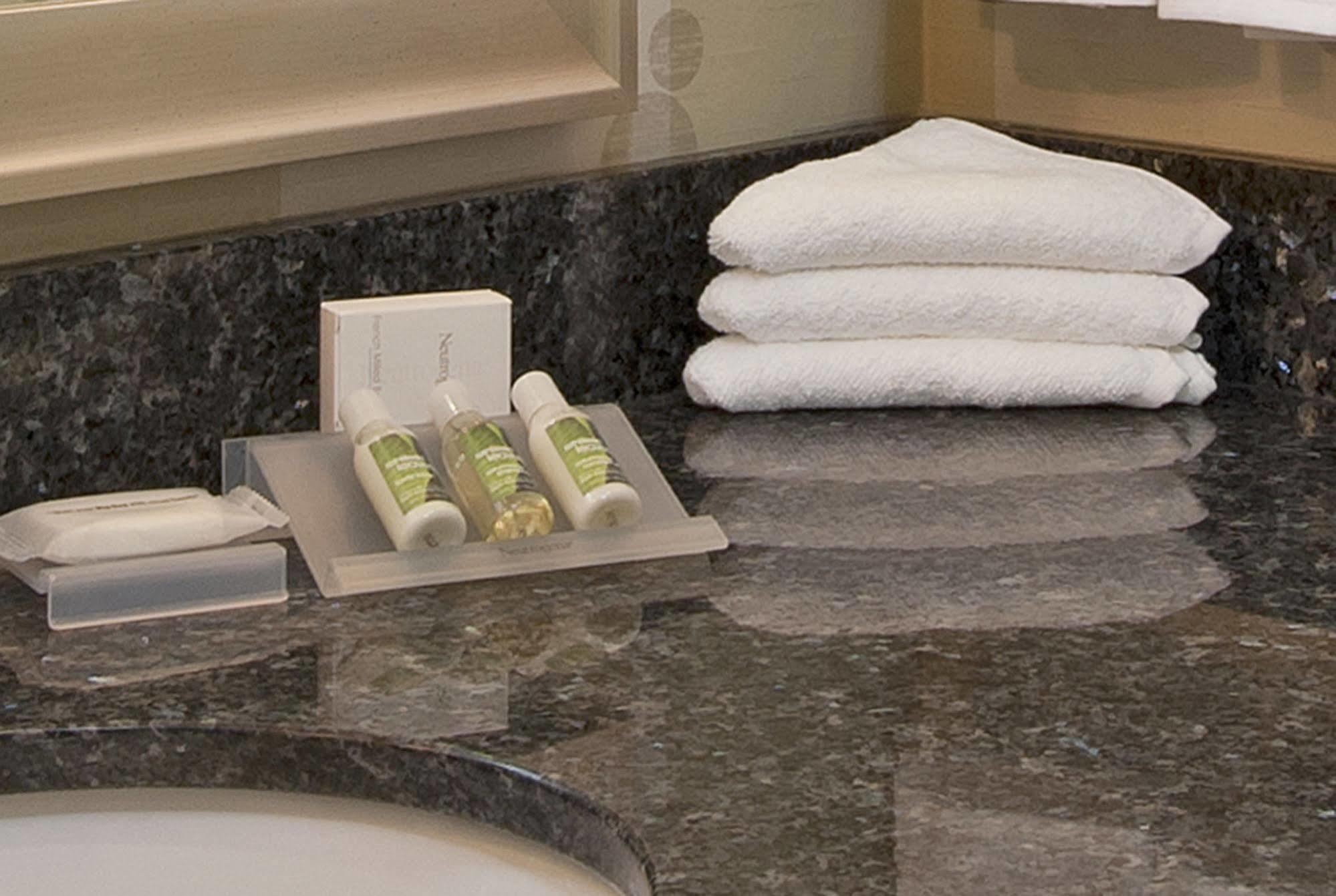 Hilton Garden Inn Ft Worth Alliance Airport Roanoke Kültér fotó